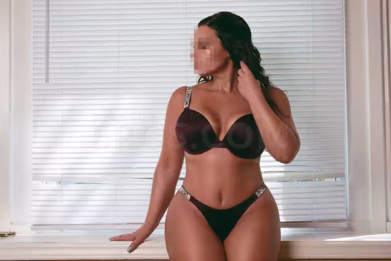 Escort Mia Marvelous in Greensboro, NC