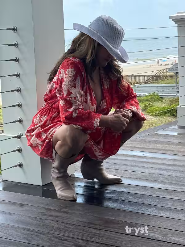 Escort Soccer Mom in Greenville, SC