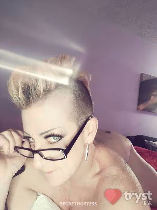 Escort Becky Badaboom in Hayward, CA