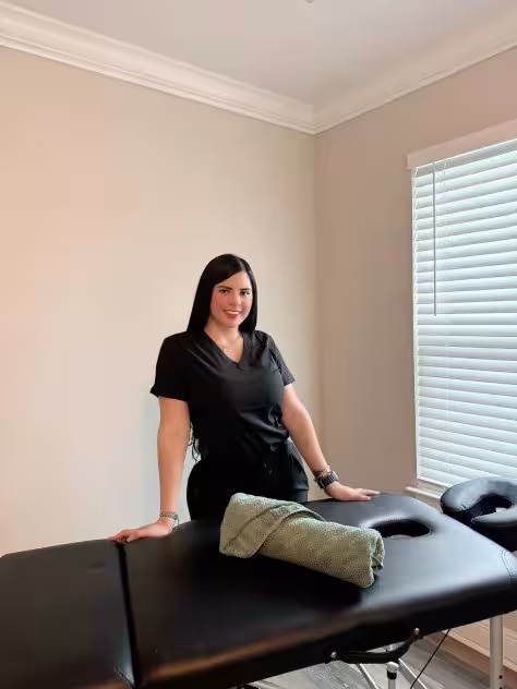 Massage Luna in Hollywood, FL