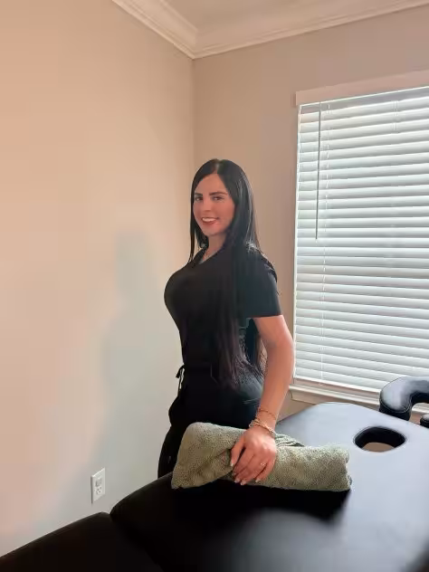Massage Luna in Hollywood, FL