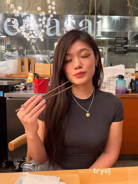 None Mimi in Honolulu - Waikiki, HI