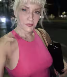 None Natalia in Honolulu - Waikiki, HI