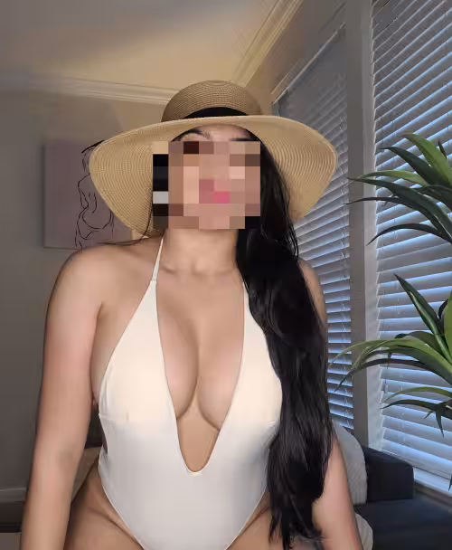 Escort Valeria Ferrari in Houston, TX