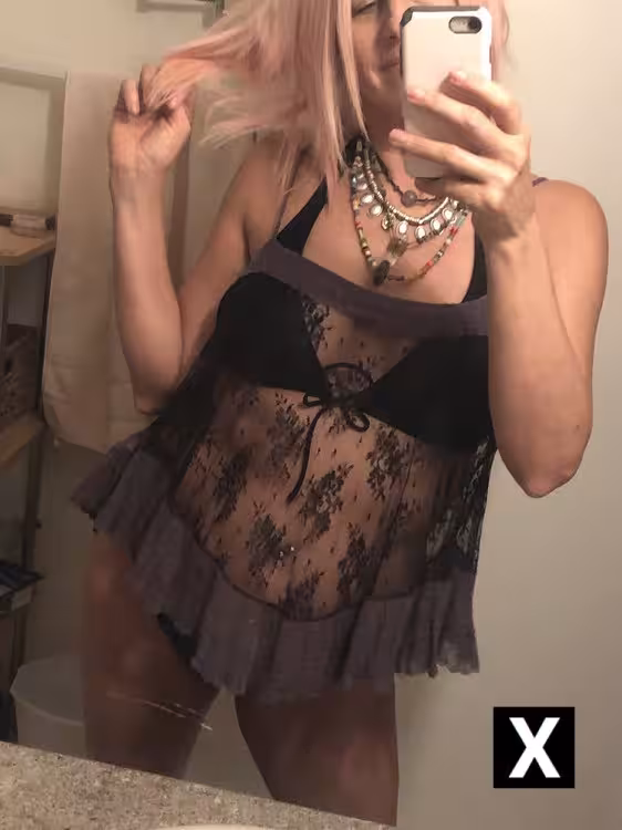 Escort/Massage Meleximoon in Huntington Beach, CA