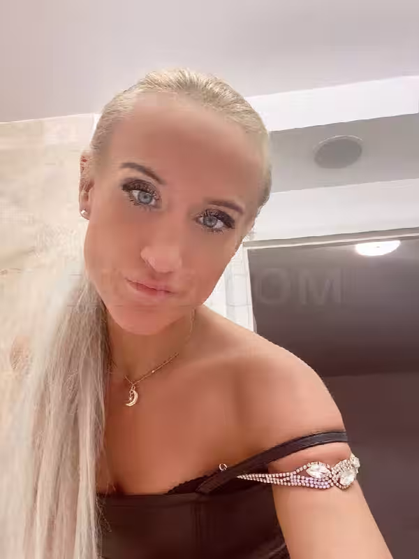 Escort Adriana / Jezabelle in Indianapolis, IN