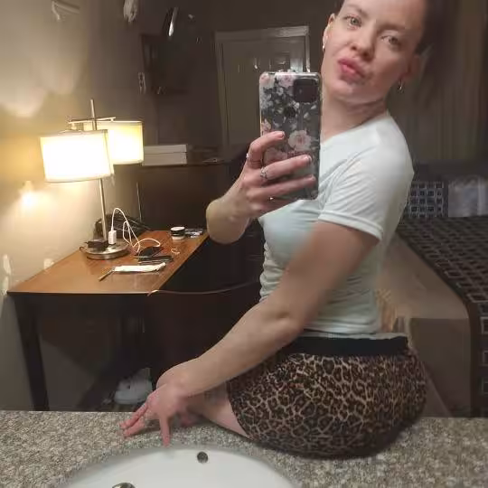 Escort Asia in Indianapolis, IN