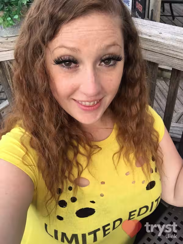 Escort Courtney Lynn and Friend in Indianapolis, IN