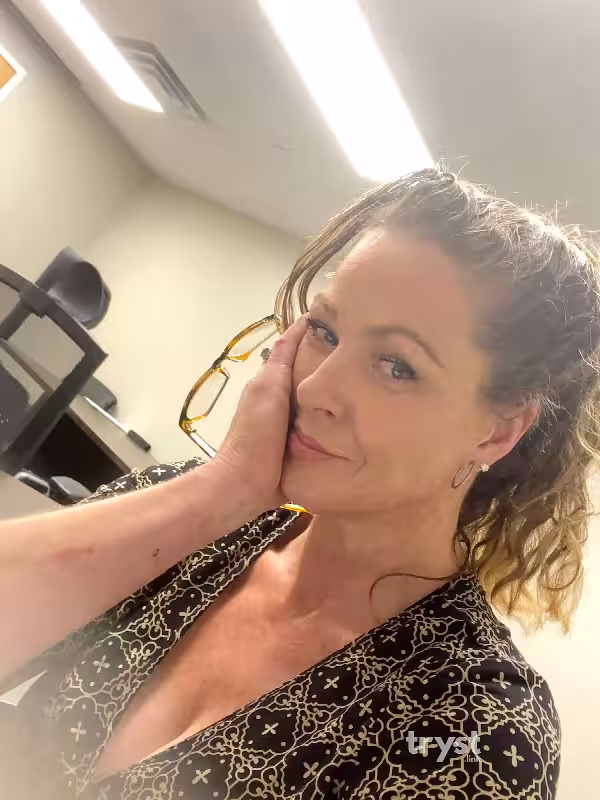 Escort Lily in Indianapolis, IN