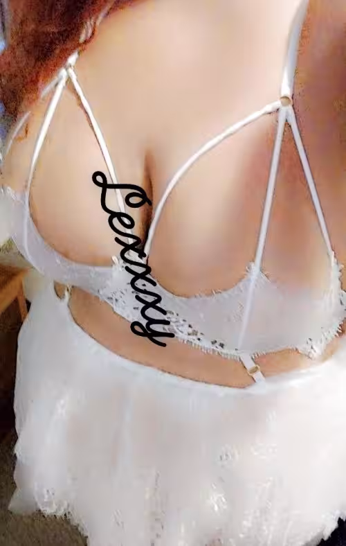 Escort/Massage/S&M Lexxxy in Jamestown, NY