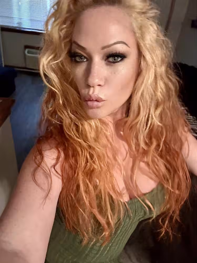 Escort Kat Riley in Kansas City, MO