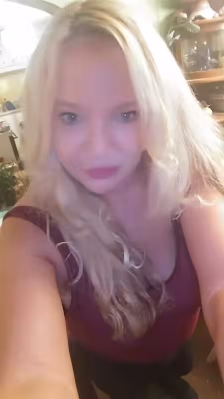 Escort/Massage Carolyn in Kansas City, MO