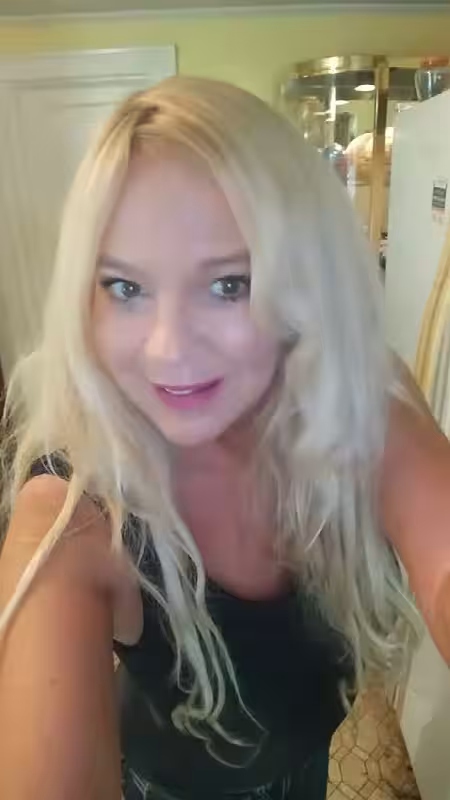 Escort/Massage Carolyn in Kansas City, MO