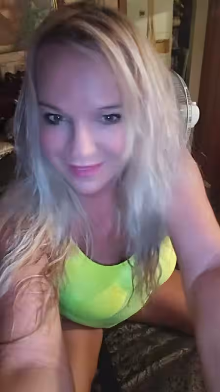 Escort/Massage Carolyn in Kansas City, MO