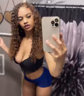 Escort Lovelyyy Sofia in Long Beach, CA