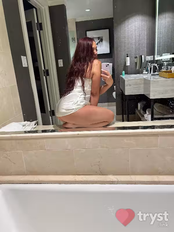 Escort Natalie in Long Beach, CA