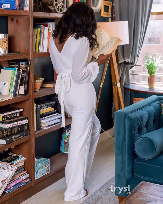 companion/Massage Chloe James in Los Angeles, CA