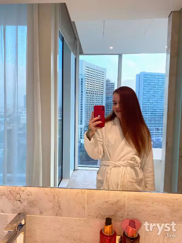 Escort/Massage Kitty in Los Angeles, CA