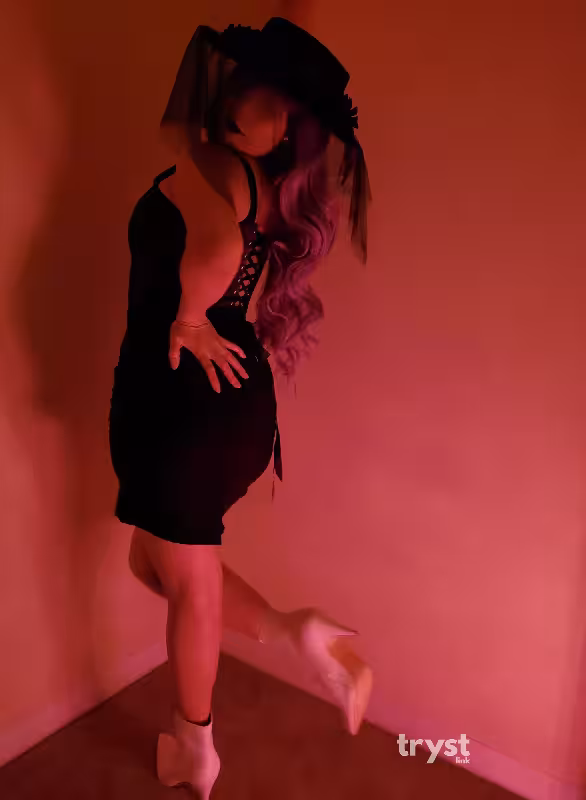 companion/Massage/S&M Celeste Luna in Los Angeles, CA