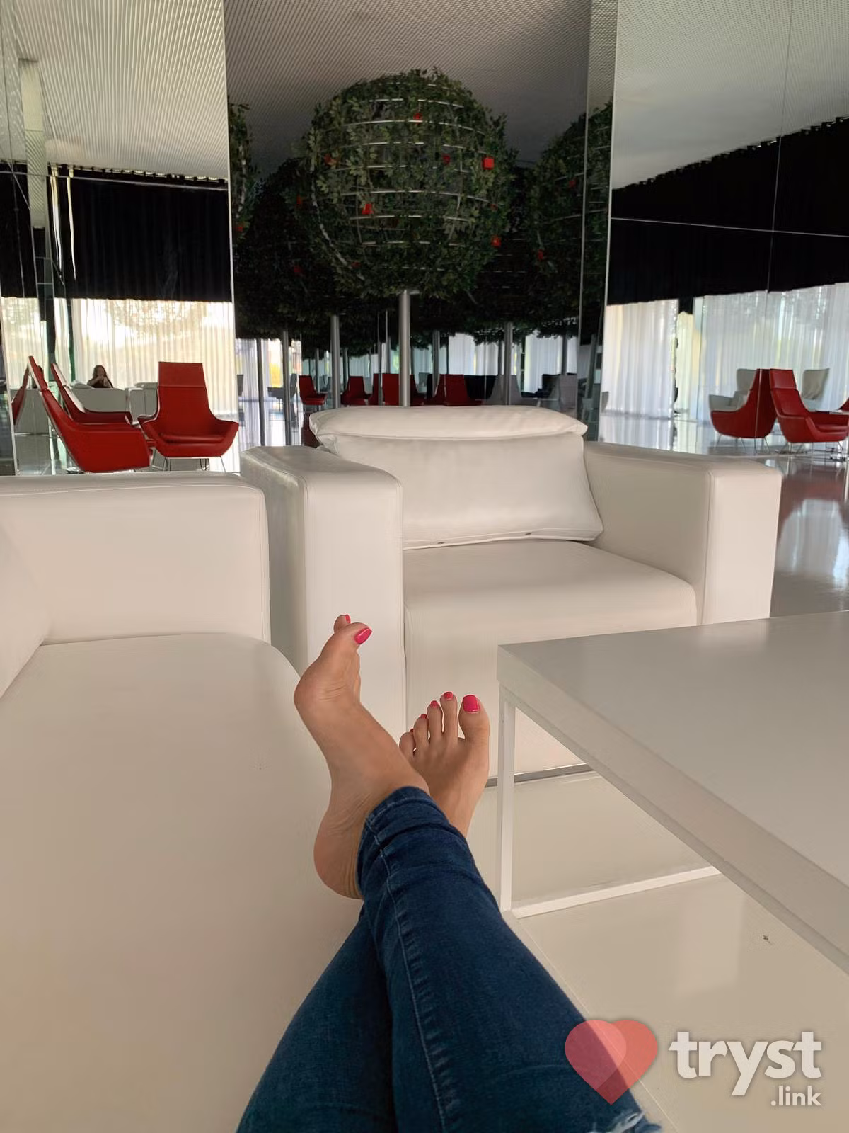 Escort/S&M Mistress Kira in Los Angeles, CA
