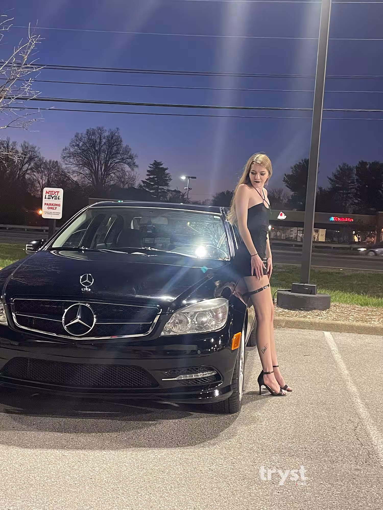 Escort Snowflake in Louisville, KY