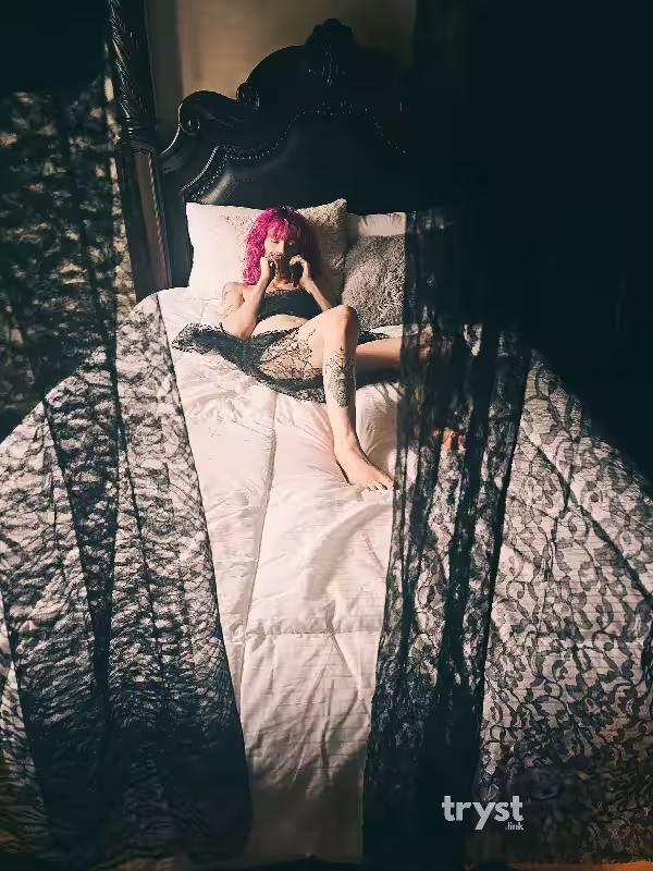 Escort A Storm Of Light / Maya Honey in Memphis, TN