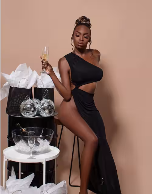 Escort Naughty Ms Ria in Mesa, AZ