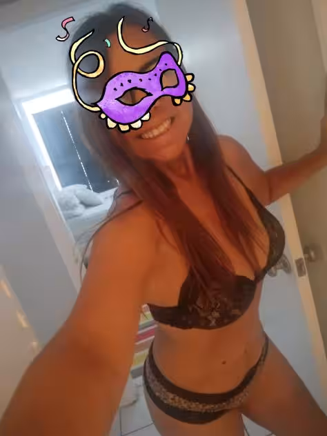 Escort Lorena in Miami, FL
