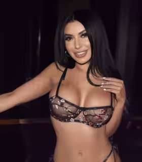 Escort Mia Amore in Miami, FL