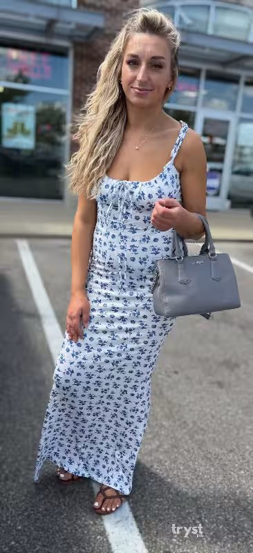 Escort Katie in Middletown, OH