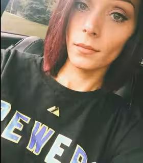 Escort Dana in Milwaukee, WI