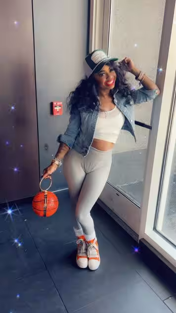 Escort/Massage/S&M Lanette in Milwaukee, WI