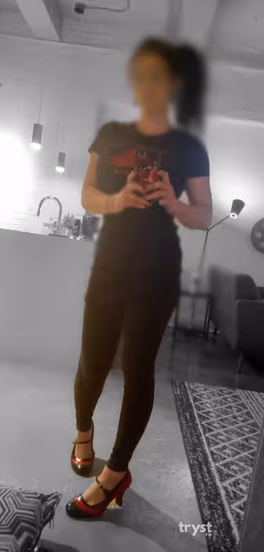 Escort/S&M Rylee Raven in Milwaukee, WI