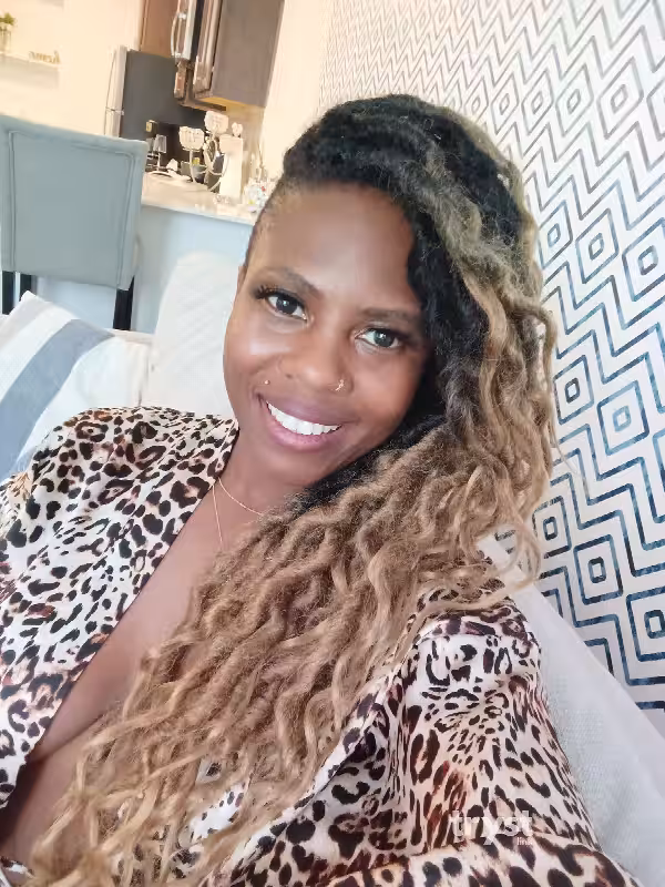 Massage Kemi in Milwaukee, WI