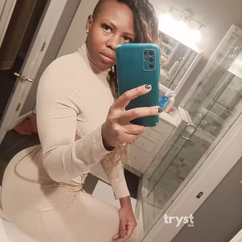 Massage Kemi in Milwaukee, WI