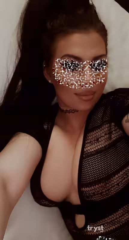 Escort Jade Mackenzie in Minneapolis, MN