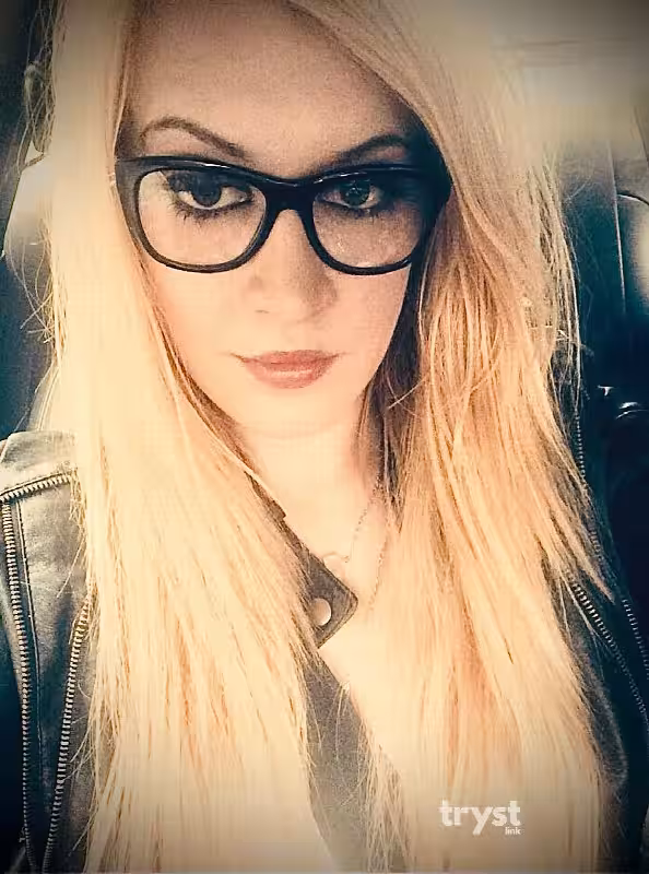 Escort/Massage Crystal in Minneapolis, MN