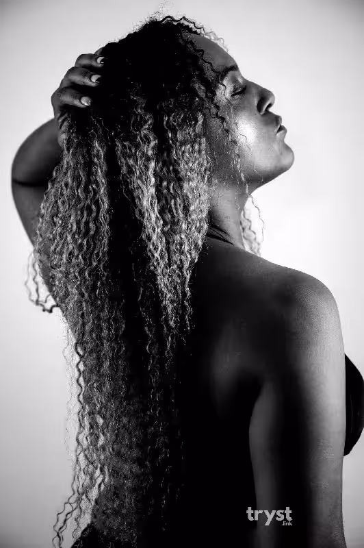 Escort/Massage/S&M Carmen in Minneapolis, MN