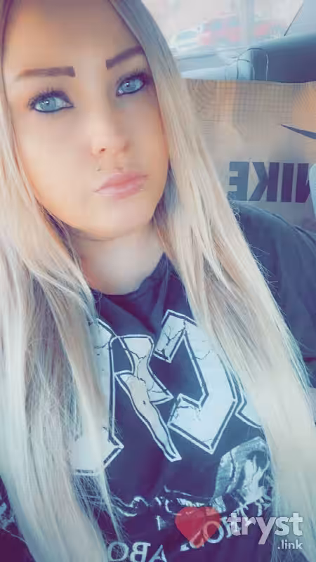 None Kimmm / Amber / Giaa in Minneapolis, MN