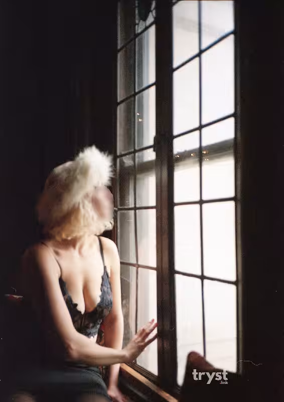 Escort Charlie Jung in New York City - Manhattan, NY