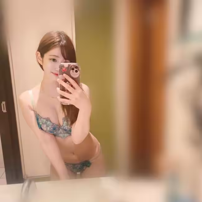 Escort Kaya / Karen in New York City - Manhattan, NY