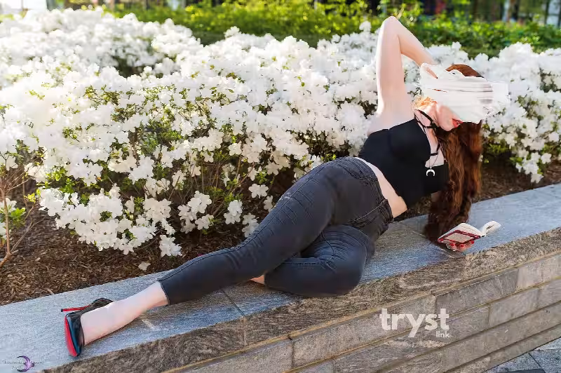 Escort/Massage Rose B / Rose Blaze in New York City - Manhattan, NY