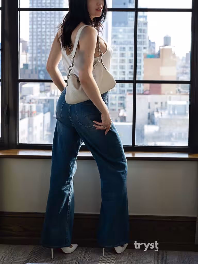 Escort Romy Aoki in New York City - Manhattan, NY