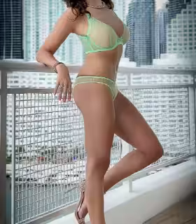 Escort Samantha Moore in New York City - Manhattan, NY