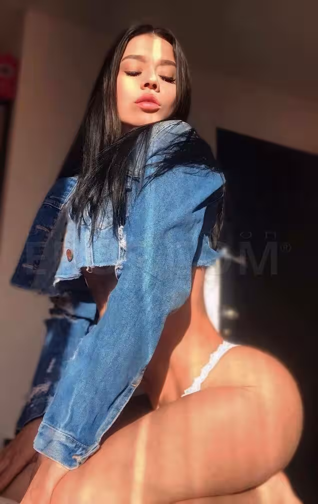 Escort Gia in Newark, NJ