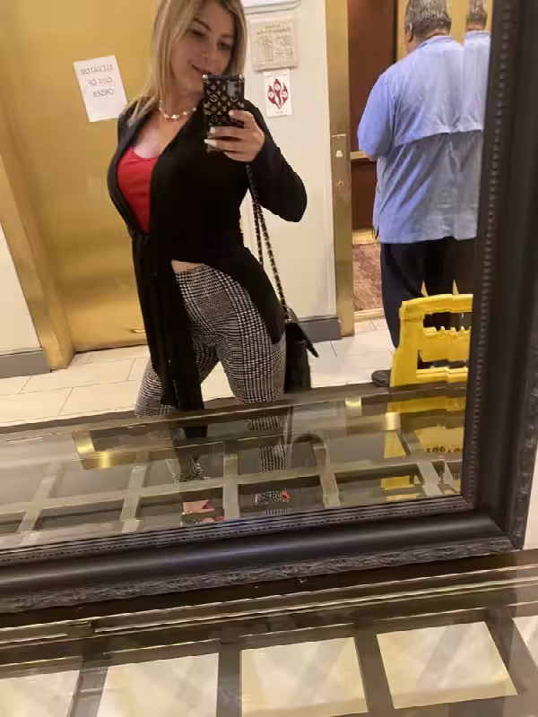 Escort/Massage Leah in North Hollywood, CA