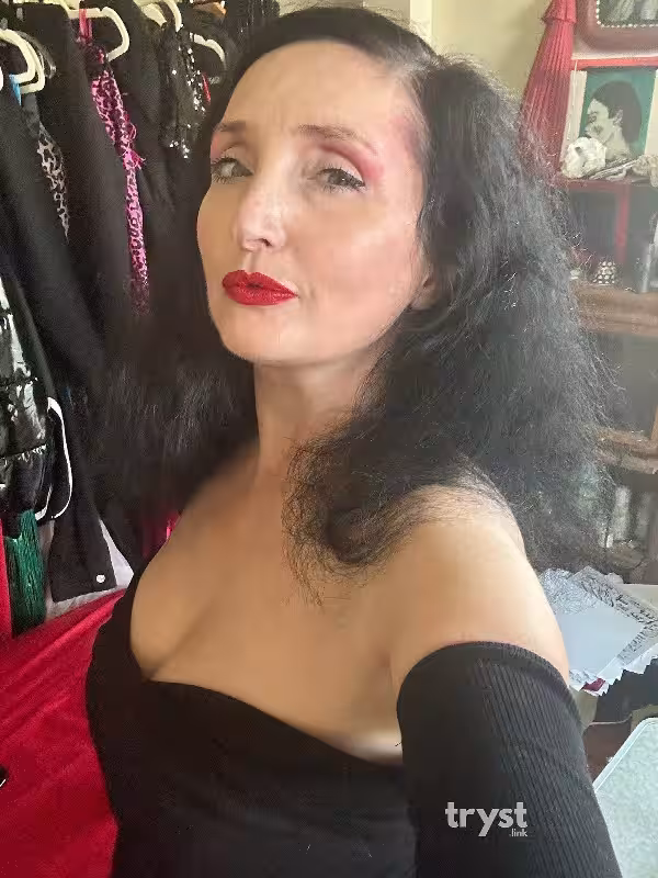 Massage Zinnia Blue in Oakland, CA