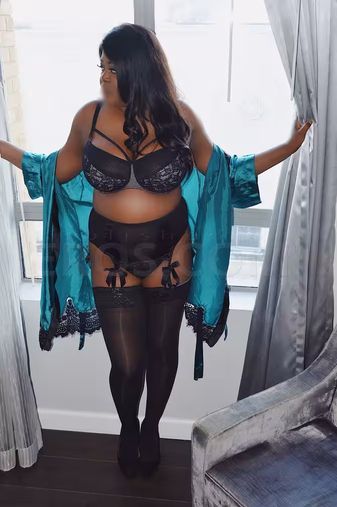 Escort/Massage Celine LaRoux in Omaha, NE