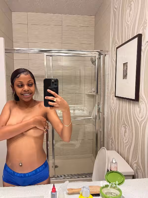 Escort Summerella in Ontario, CA