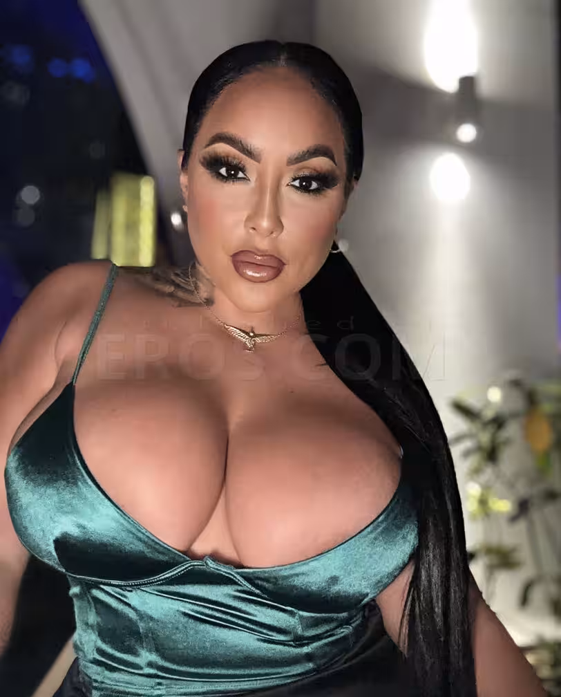 Escort Kiara Mia in Paramount, CA